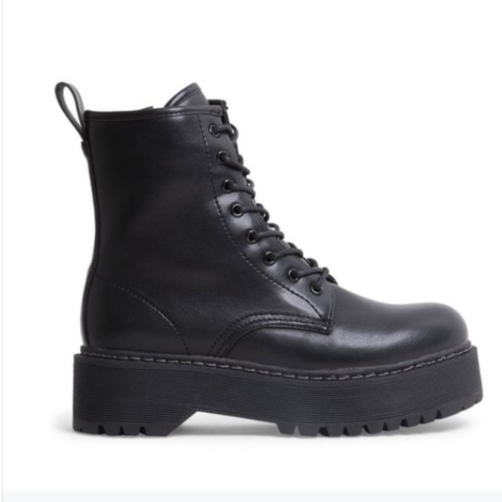 Betty Black platform Steve Madden